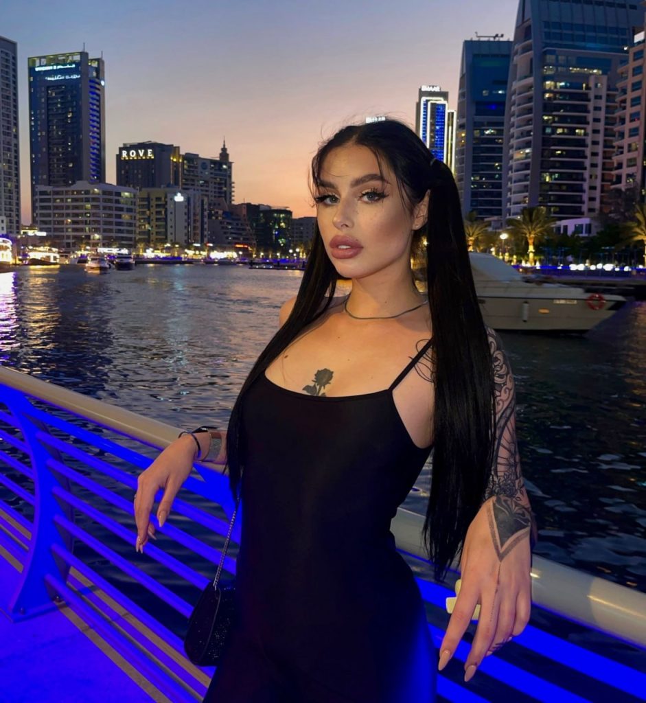 VIP эскорт от Юлия в Питере