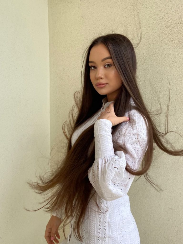 Лучшие эскорт услуги от Лина Питер