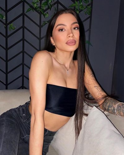 Лучшие эскорт услуги от Мира в Питере