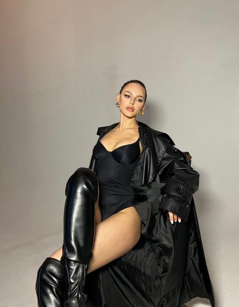 Лучшие эскорт услуги от Мишель Ant-Models.ru