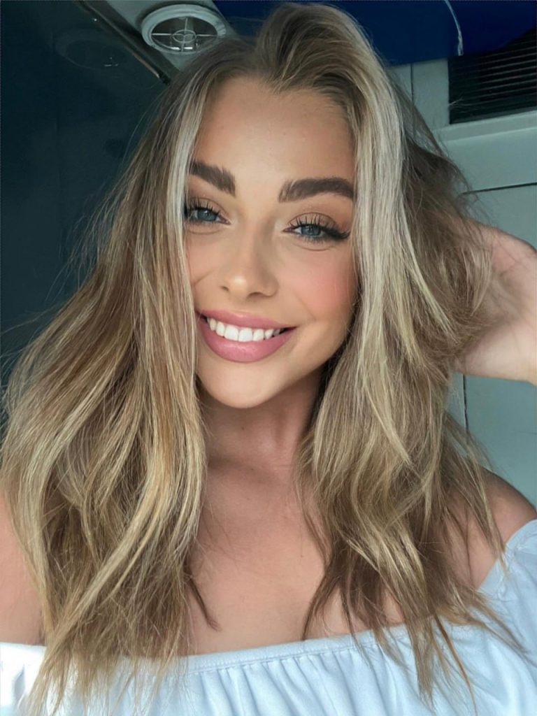 Ночной эскорт от Шарлотта Питер