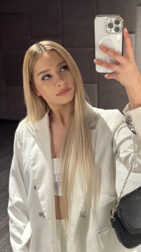 вип эскорт от  Валерия в Питере