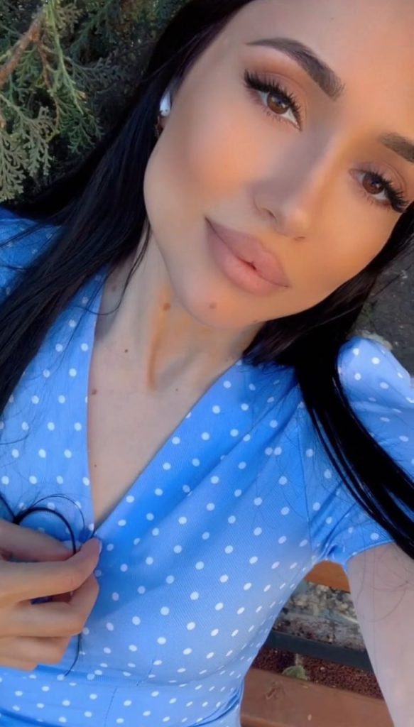 VIP эскорт от Алеся работает в Питере