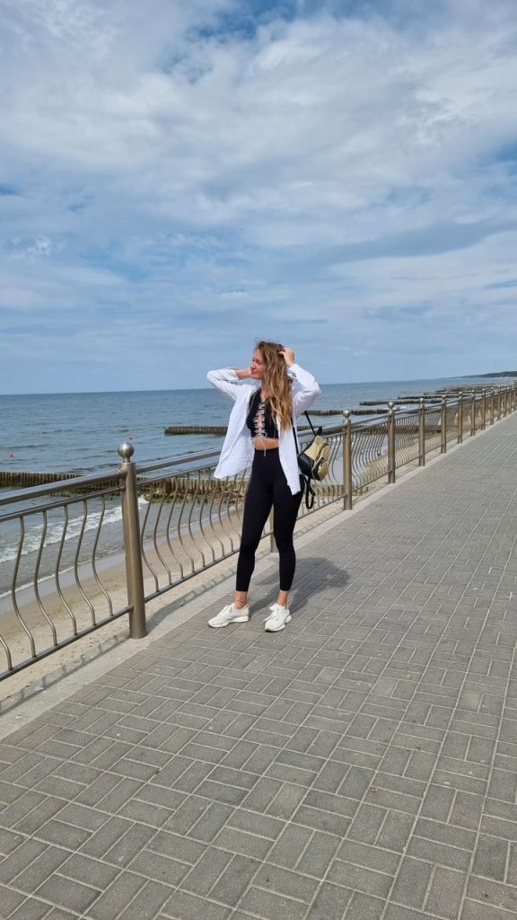 Лучшие эскорт услуги от Анели в Питере